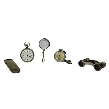 LOTTO COMPOSTO DA OGGETTI VARI