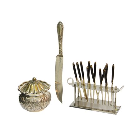 LOTTO DI 3 OGGETTI IN METALLO 