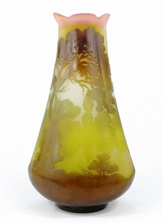 Emile Gallè (1846 - 1904), Vaso in vetro policromo, manifattura Gallé, prima...