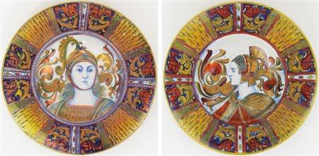 Piatti del 20° secolo. Due piatti presumibilmente risalenti ai primi del...