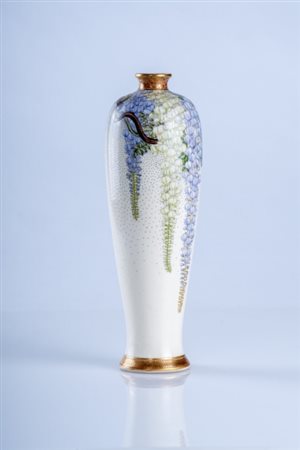 Elegante vaso in ceramica, Giappone, periodo Meiji, XIX/XX secolo. Raffinato...