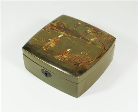 Antica scatola laccata, Giappone, periodo Meiji, XIX/XX secolo. Scatola...