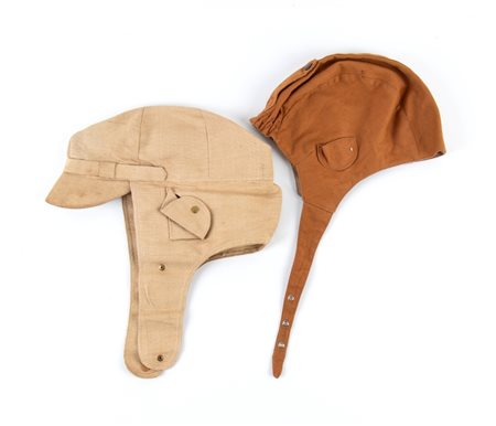  
Lotto di due cuffie da pilota primo quarto XX sec.
 