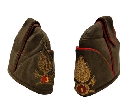  
Lotto di due bustine da pompiere (VVFF) prima metà XX sec.
 