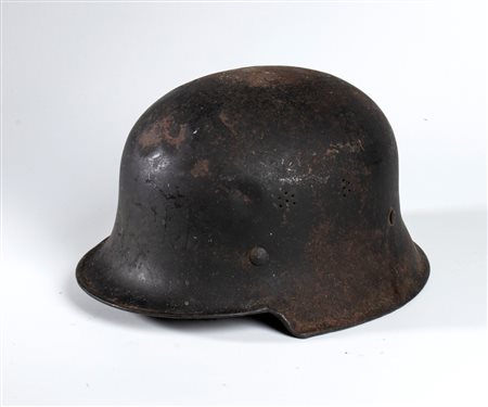  
Germania, III Reich, elmetto da pompiere prima metà XX sec.
 