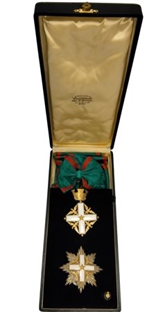  
Ordine al Merito della Repubblica Italiana, insegna di Gran Croce metà XX sec.
 