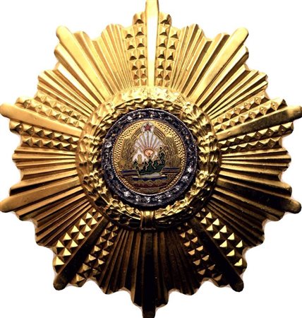  
Romania, Repubblica Popolare, Ordine del 23 Agosto, Insegna di seconda classe 
 55x55mm