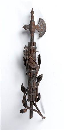  
Fascio primo tipo in ferro battuto primo quarto XX sec.
 