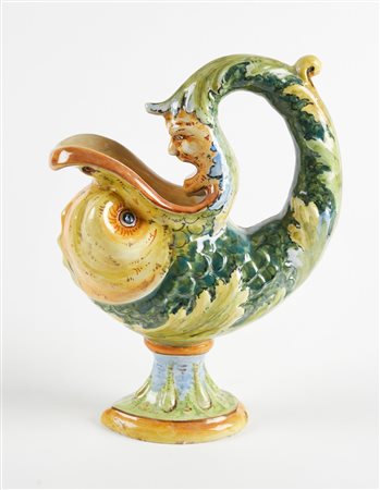 Angelo Minghetti (Bologna, 1822 - Bologna, 1885) 
Versatoio in forma di delfino XX secolo
 Cm 24,5x19,5x9