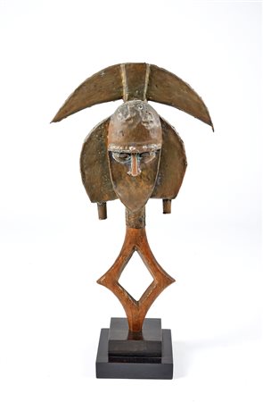  
Figura reliquiario 
 Cm 60x35x17