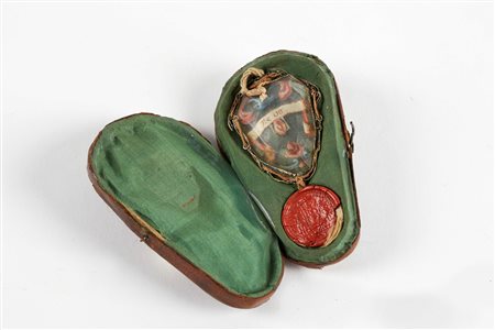  
Reliquia S. Annae Mat.B.V. 
 Cm 9x5