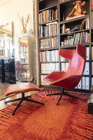 MOROSO<BR>Poltrona con poggiapiedi
