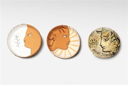 LOTTO DI 3 PIATTI<BR>Lotto di 3 piatti raffiguranti "Hermes"