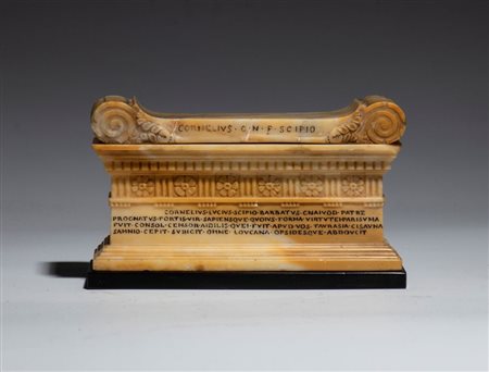   Calamaio in marmo con iscrizione a Cornelius Scipio, Gran Tour - Roma, XIX secolo