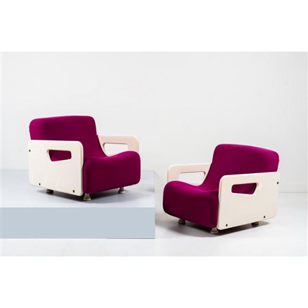 BEKA ITALIA, Coppia di poltrone modello “Tortuga”