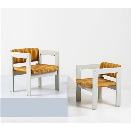 PRODUZIONE ITALIANA, 1970 ca., Coppia di sedie