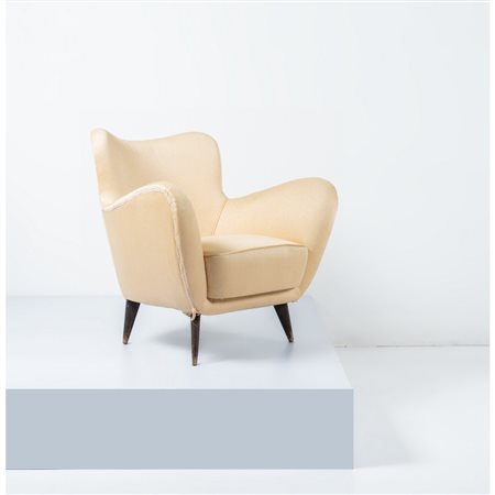 GUGLIELMO VERONESI, Poltrona modello “Perla”