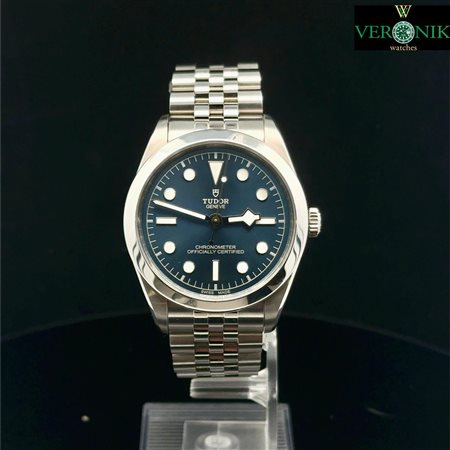 Tudor Black Bay 36