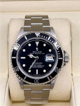 Rolex 

  Submariner Date 
 

  16610