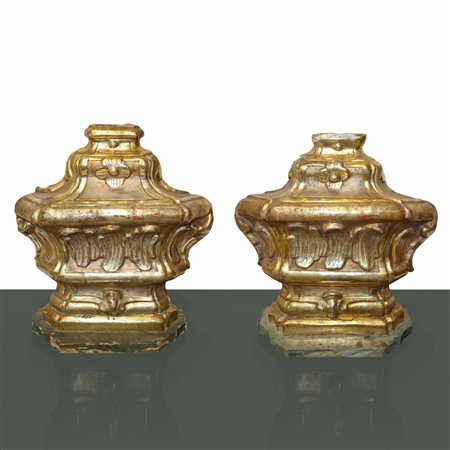 Coppia di portapalme in legno dorato a mecca, Sicily, 18° secolo