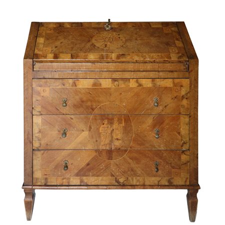 Ribalta con cassetti e intarsi classici sul fronte