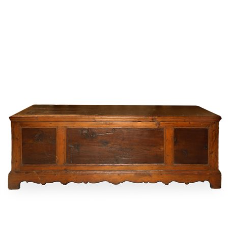 Cassapanca in legni misti, 19° secolo