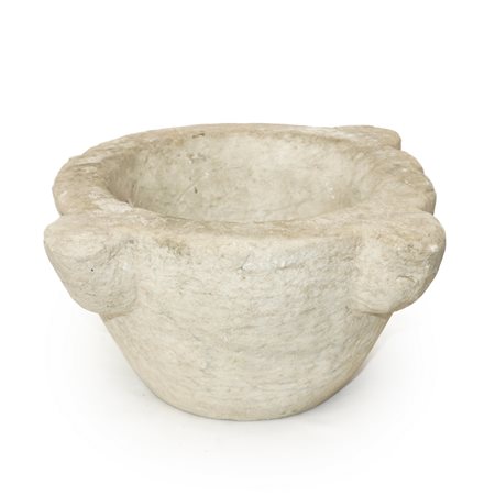 Mortaio in marmo bianco, 17° secolo