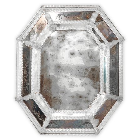 Specchiera ottagonale in vetro di Murano nello stile veneziano con decori a larghe foglie sulla cornice nera, primi 20° secolo