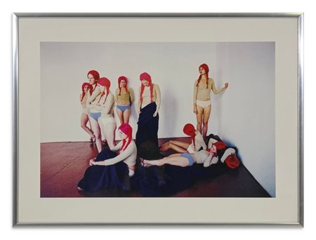 BEECROFT VANESSA (n. 1969) - VB 08, PS1 MUSEUM, LONG ISLAND CITY, NEW YORK (1994).