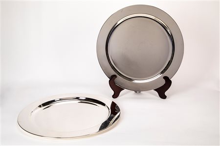 Coppia di grandi piatti da portata, Second half of the 20th century