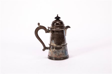 Piccola caffettiera, England, early 20th century