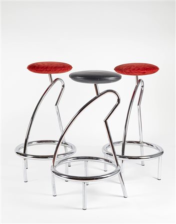 Massimo Iosa Ghini (Bologna, 18/06/1959 - ) 
Serie di tre sgabelli 
 Cm cadauno 80x42ø