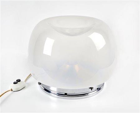  
Lampada da tavolo  
 Cm 30x38