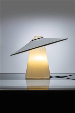 DE PAS, D'URBINO, LOMAZZI<BR>Lampada da tavolo mod. Alfiere