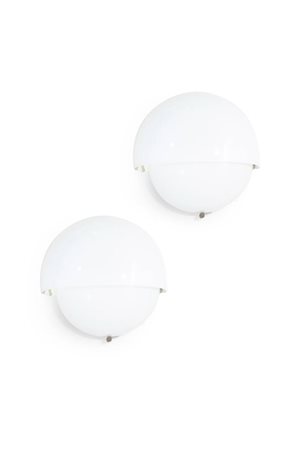 VICO MAGISTRETTI<BR>Coppia di lampade da parete mod. Mania