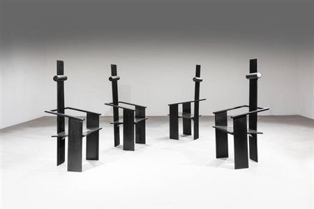 PRODUZIONE ITALIANA<BR>Quattro sedie