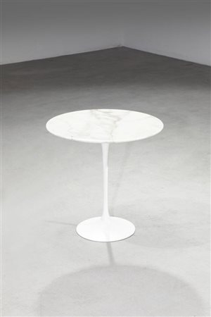 EERO SAARINEN<BR>Tavolino mod. Tulip