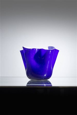 VENINI<BR>Vaso mod. Fazzoletto