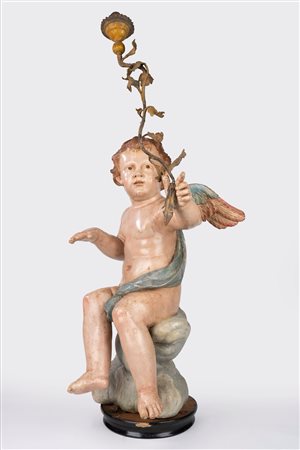 Putto alato seduto su una nuvola in legno intagliato e laccato. Napoli, secolo XVII-XVIII