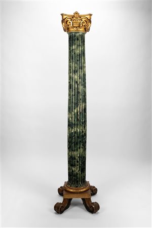 Sostegno a colonna scanalata e laccata a finto marmo con capitello corinzio in legno intagliato e dorato. Secolo XIX