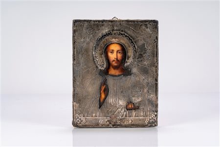 Icona su tavola con riza in argento raffigurante Cristo Pantocratore. Russia, fine XIX secolo