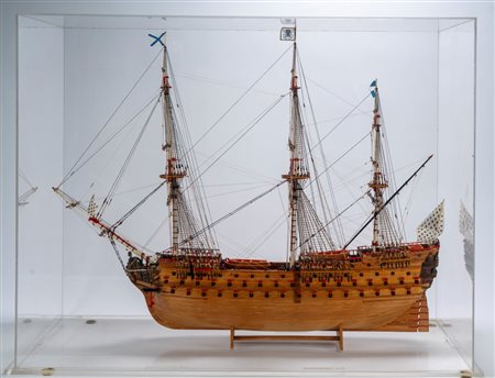 Modello dell' ammiraglia della marina francese Royal Louis, entro teca in plexiglass