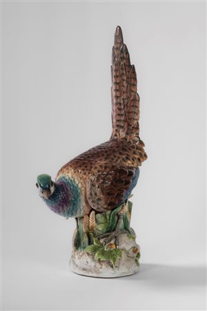 Fagiano su base naturalistica in porcellana policroma. Höchst, fine secolo XIX/XX