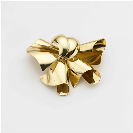 GIMOR Spilla a nastro in oro giallo con spillone in oro bianco g. 17,70 GIMOR...