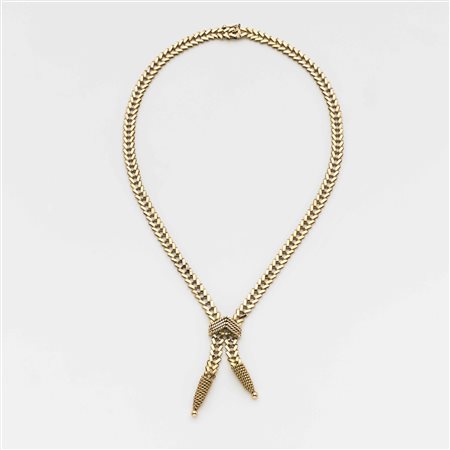 Collier con pendente centrale in oro rosso g. 32,90 Necklace with central red...