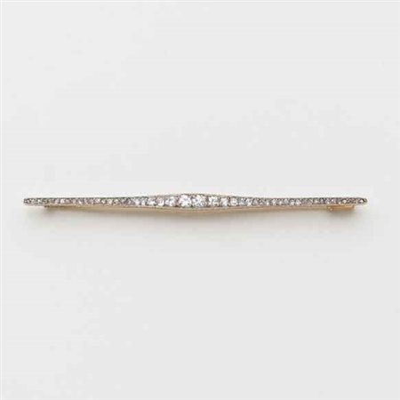 Spilla in oro giallo e bianco con diamanti rotondi taglio a brillante vecchio...