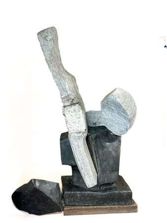 Giancarlo Sangregorio "Genesi" 1968 - 69
scultura in granito del Boden, pietra o