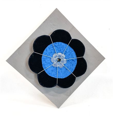 Koyuki Tezuka
"Senza titolo" 2007
tecnica mista su tela applicata su compensato