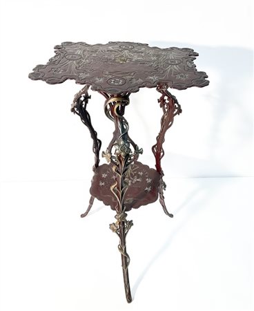 Gueridon in stile Art Nouveau in fusione metallica laccata bordeaux e color arg