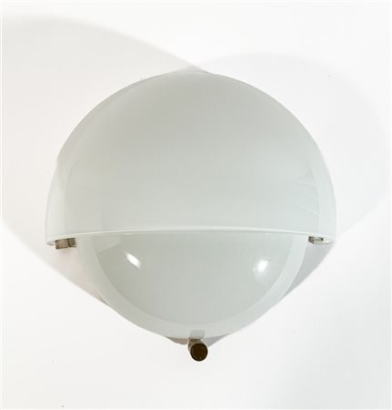 Vico Magistretti ( Milano 1920 - Milano 2006 )
Applique modello "Mania", Produz